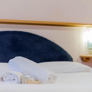 Camera con letto king size